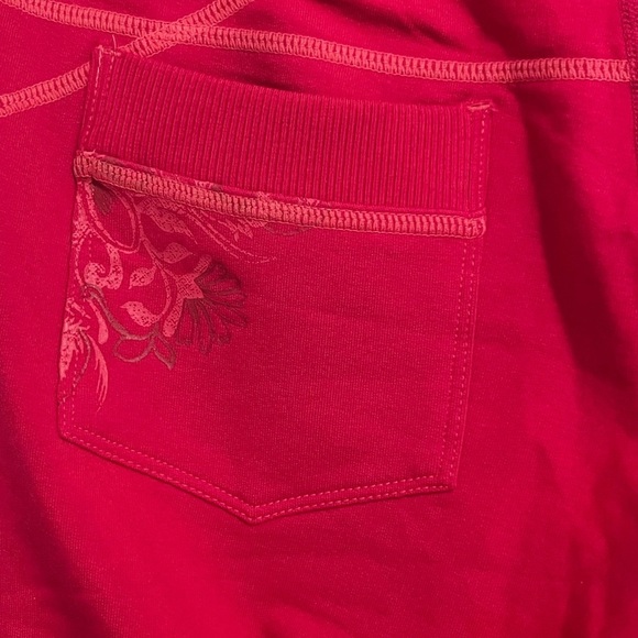 Athleta Sphinx Pants Red Licorice Hard to find - Picture 5 of 5